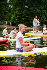 SUP Yoga auf der Alster in Hamburg